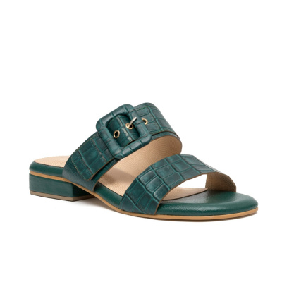 GREEN SANDALS WITH STRAPS